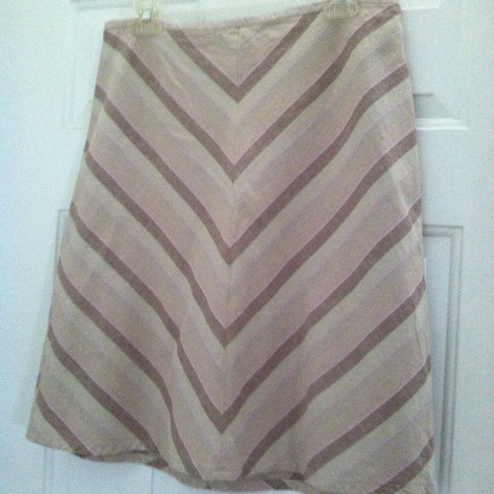 GAP A-Line Skirt in Cream and Brown Chevron Stripes
